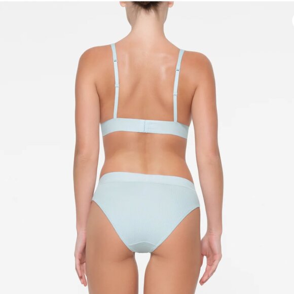 COTTON RIB PLUNGE BRALETTE - Picture 3 of 3